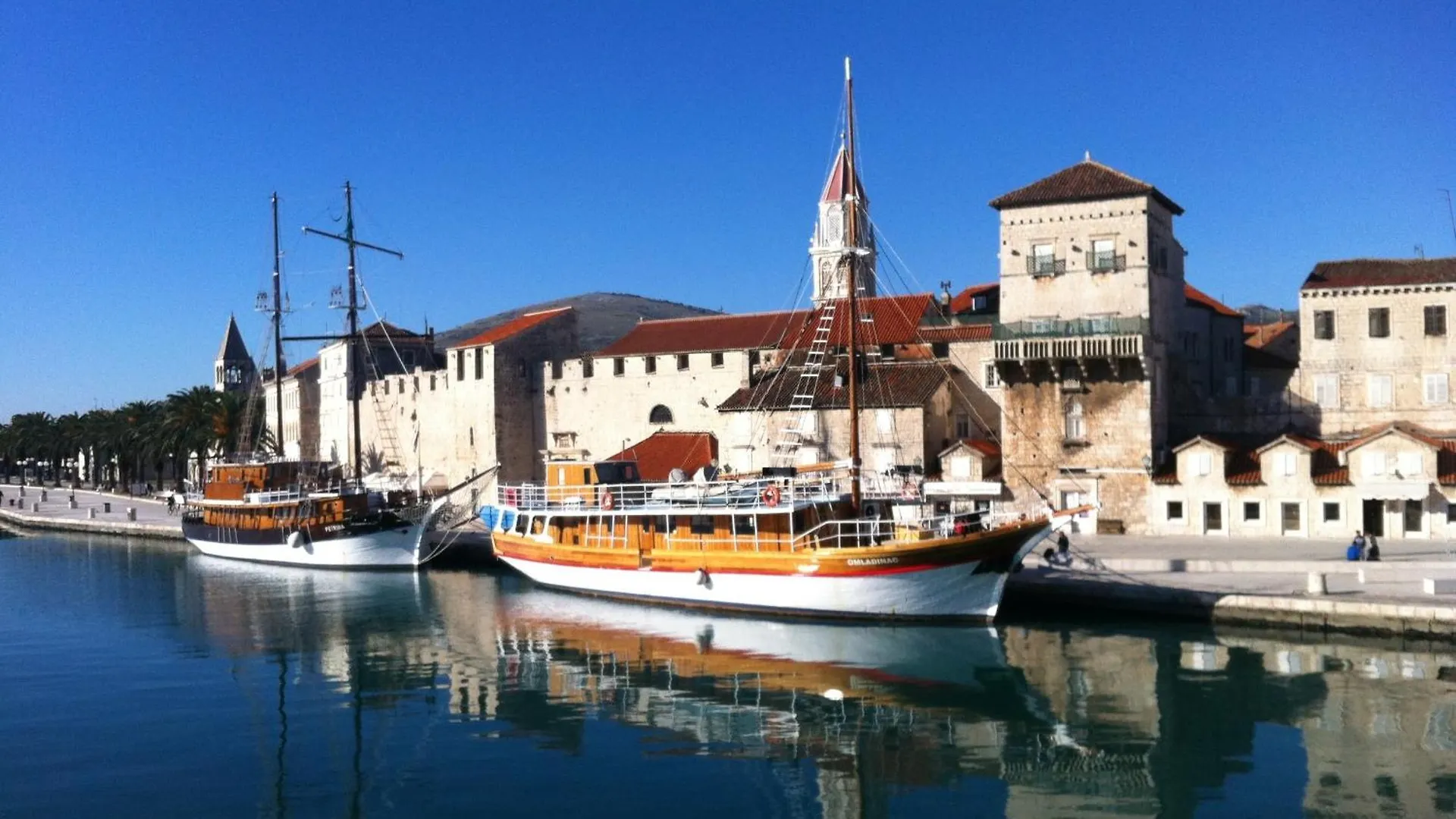 Guesthouse Trogir Proto بيت ضيافة