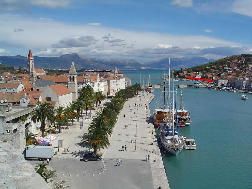 Guesthouse Trogir Proto-Free Parking